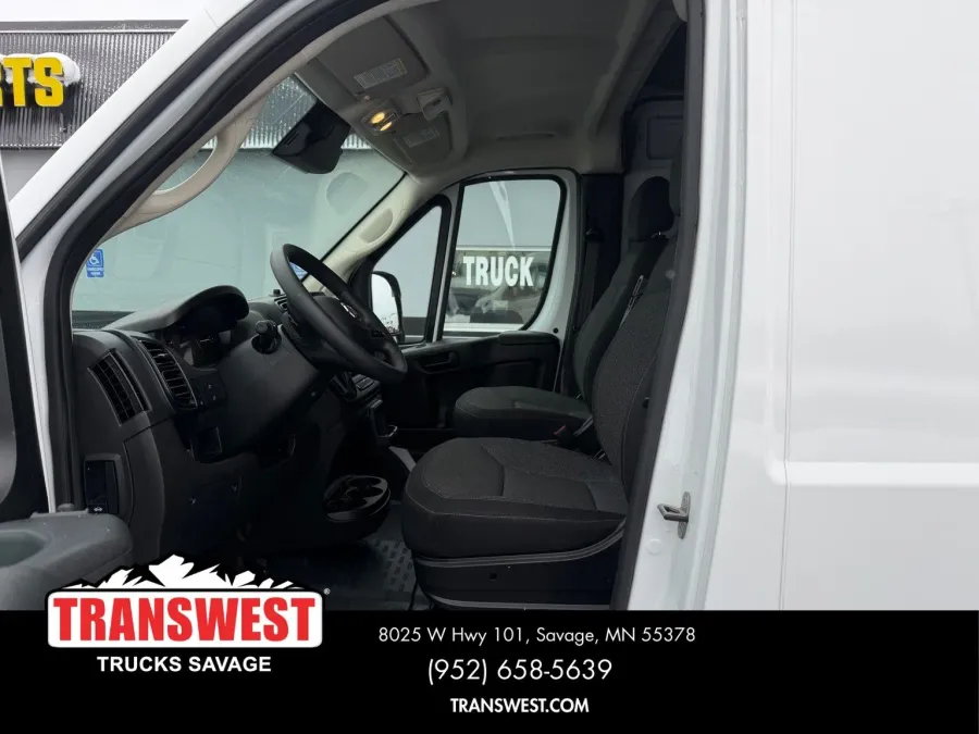 2025 RAM ProMaster 2500 High Roof | Photo 9 of 20