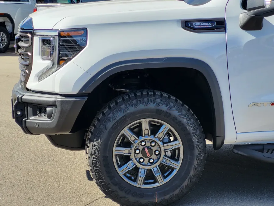 2026 GMC Sierra 1500 AT4X | Photo 7 of 24