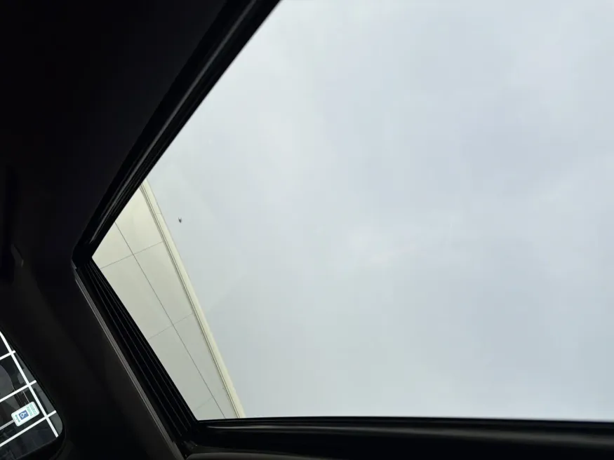 2023 GMC Sierra 1500 AT4 | Photo 21 of 22