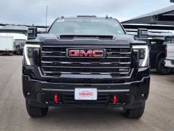 2025 GMC Sierra 2500HD AT4 | Thumbnail Photo 4 of 32