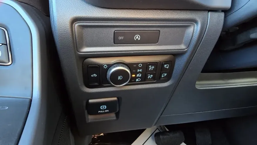 2025 Ford F-150 | Photo 8 of 24