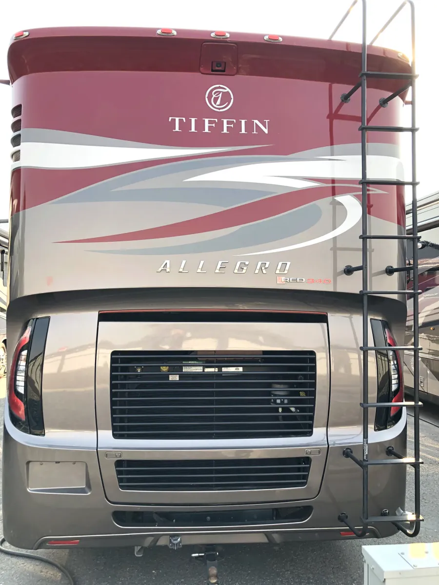 2021 Tiffin Allegro Red 340 38 LL | Photo 14 of 17