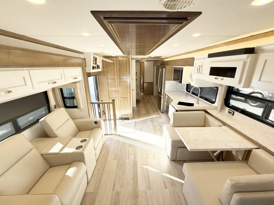2026 Newmar Super Star 3731 | Photo 3 of 31