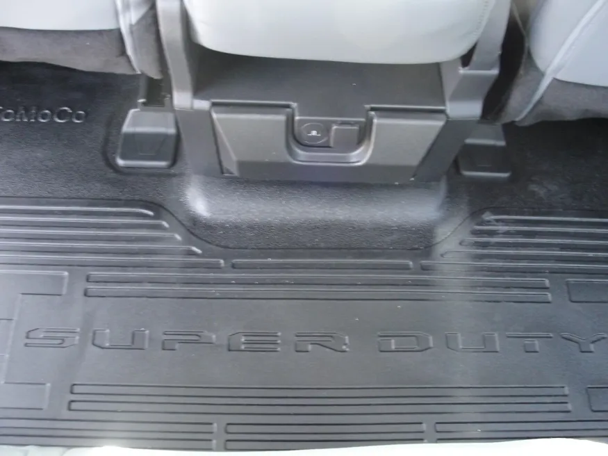 2025 Ford F-250 | Photo 13 of 15