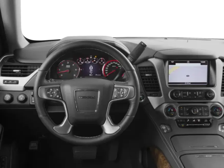 2016 GMC Yukon | Photo 3 of 13