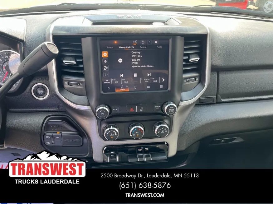 2024 RAM 2500 Big Horn | Photo 10 of 21