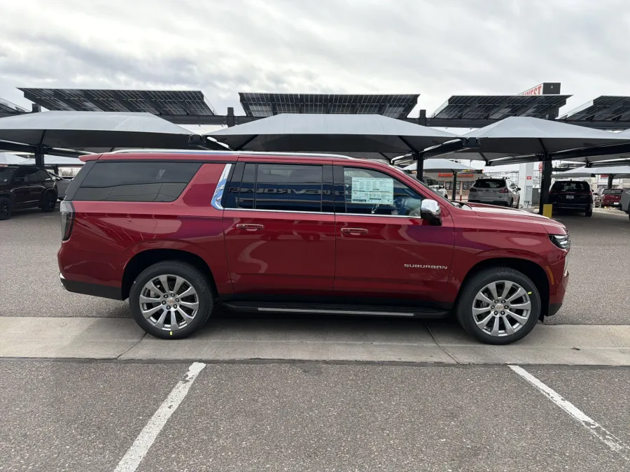 2026 Chevrolet Suburban Premier | Photo 5 of 23