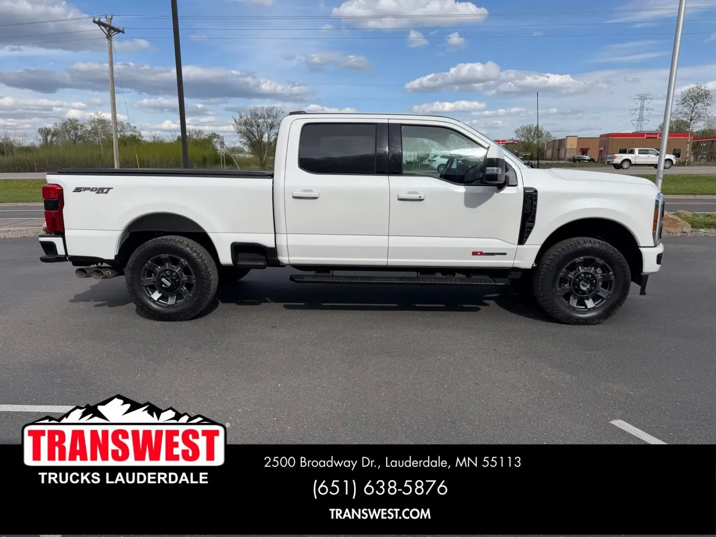 2023 Ford F-350 | Photo 5 of 23