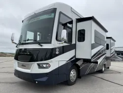 2026 Newmar Ventana 3512 | Thumbnail Photo 9 of 40