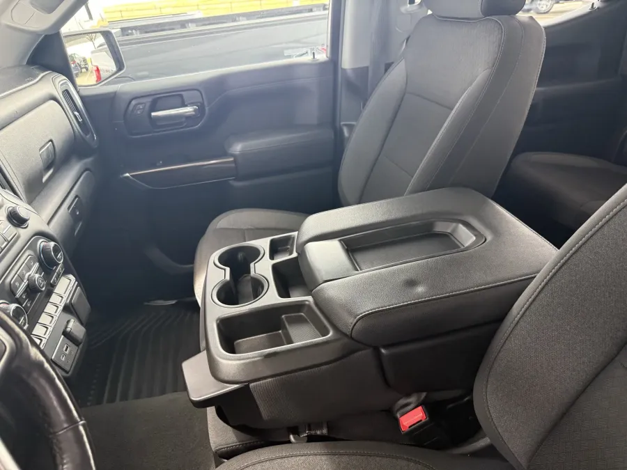 2022 Chevrolet Silverado 1500 LTD | Photo 13 of 16