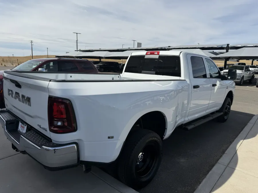2026 RAM 3500 Tradesman | Photo 4 of 20