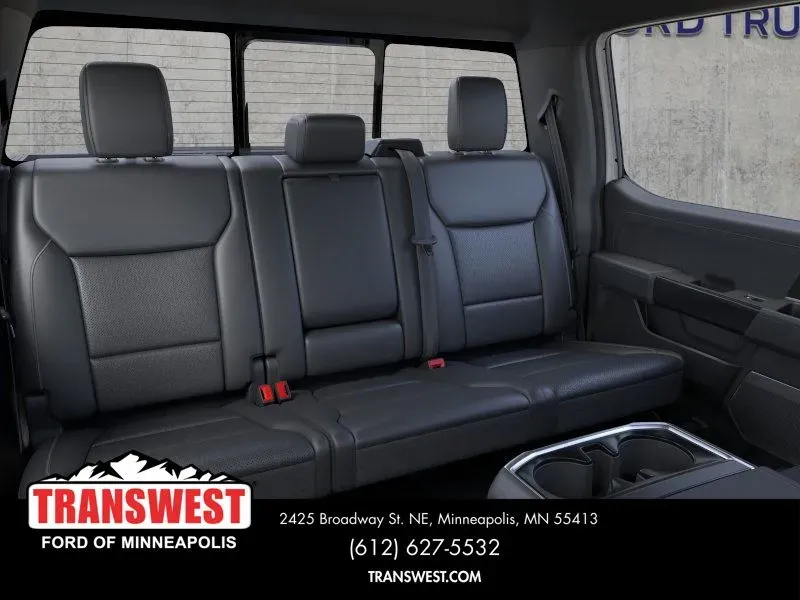 2025 Ford F-150 Lariat | Photo 10 of 22