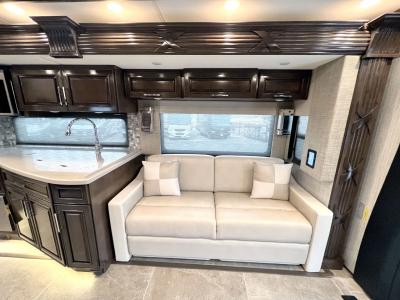 2024 Newmar Supreme Aire 4509 | Thumbnail Photo 9 of 37