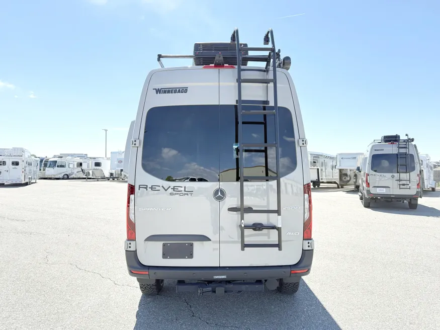 2027 Winnebago Revel Sport 44N | Photo 13 of 19