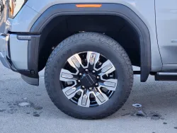 2024 GMC Sierra 2500HD Denali | Thumbnail Photo 21 of 31