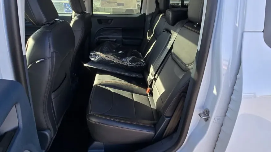 2025 Ford Maverick | Photo 30 of 32