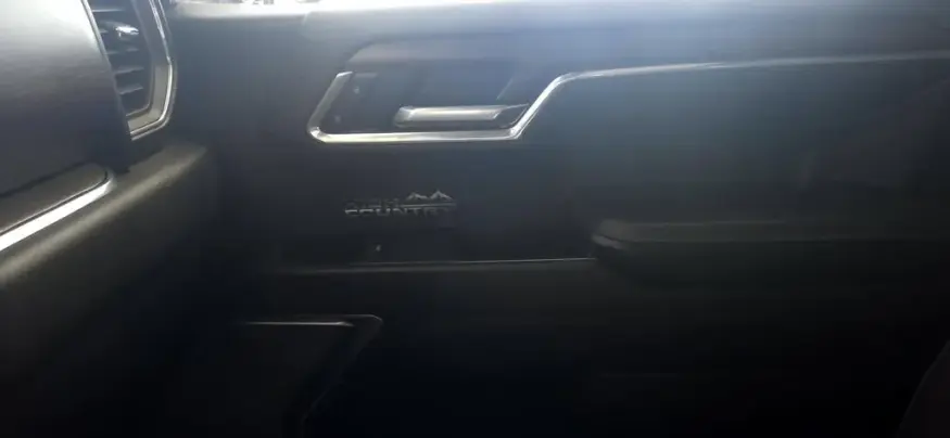 2025 Chevrolet Silverado 1500 | Photo 32 of 35