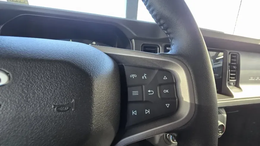 2025 Ford Bronco | Photo 14 of 28