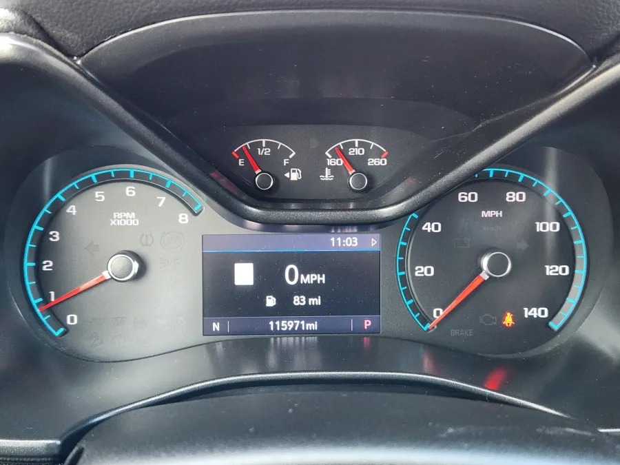 2020 GMC Canyon 4WD All Terrain w/Cloth | Photo 11 of 23