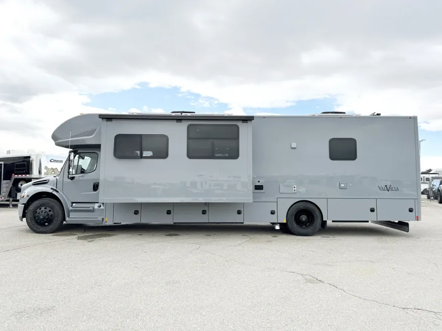 2026 Renegade Valencia 39RB | Photo 21 of 29