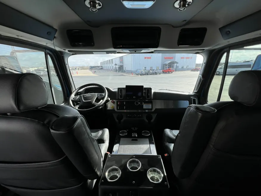 2024 Freightliner M2 106 Bolt | Photo 17 of 24