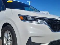 2024 Kia Carnival LX | Thumbnail Photo 4 of 22