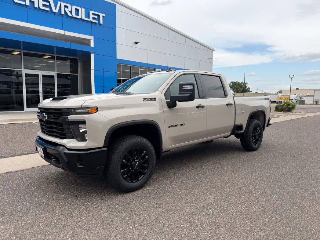 2026 Chevrolet Silverado 2500HD Custom 