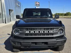 2025 Ford Bronco | Thumbnail Photo 2 of 28