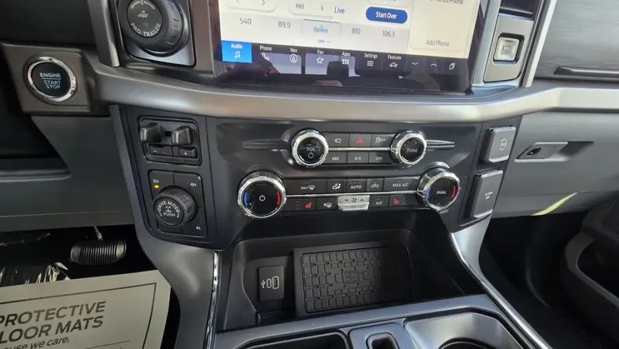 2025 Ford F-150 | Photo 35 of 42