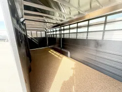 2026 Logan Coach Stock Combo | Thumbnail Photo 9 of 19