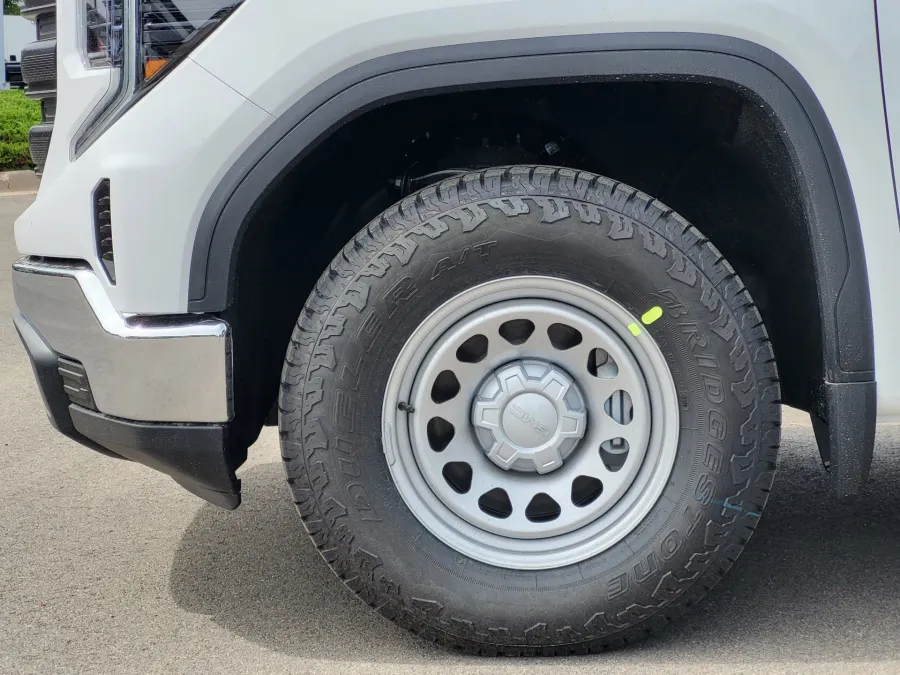 2026 GMC Sierra 1500 Pro | Photo 8 of 24