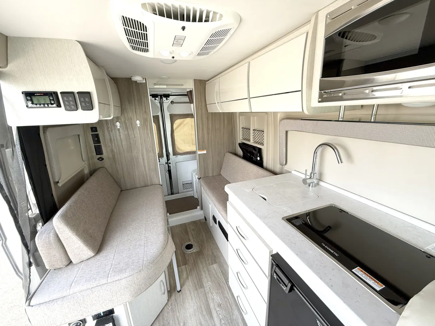 2024 Thor Rize 18G | Photo 3 of 12