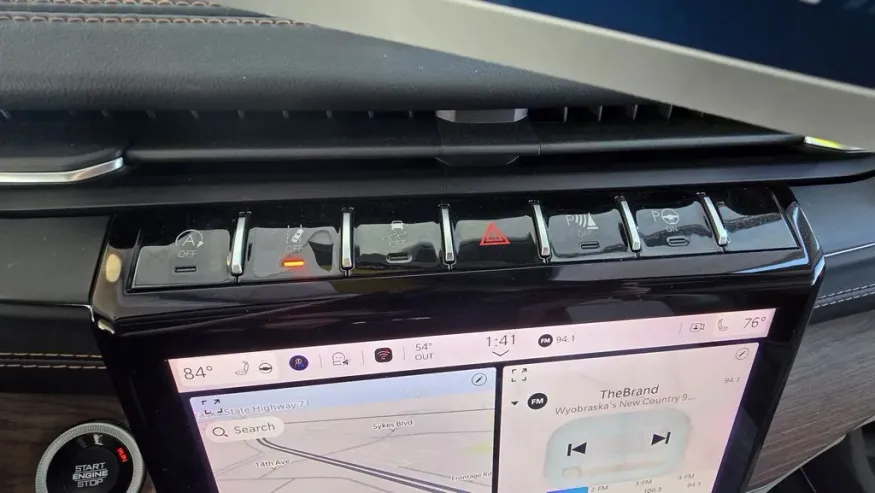 2022 Jeep Grand Cherokee L | Photo 22 of 36