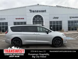 2026 Chrysler Pacifica Select | Thumbnail Photo 18 of 18