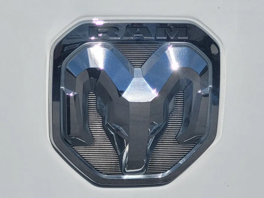 2024 RAM 2500 Laramie | Photo 10 of 24