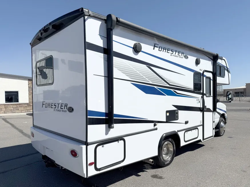 2023 Forest River Forester 2251LE | Photo 12 of 16