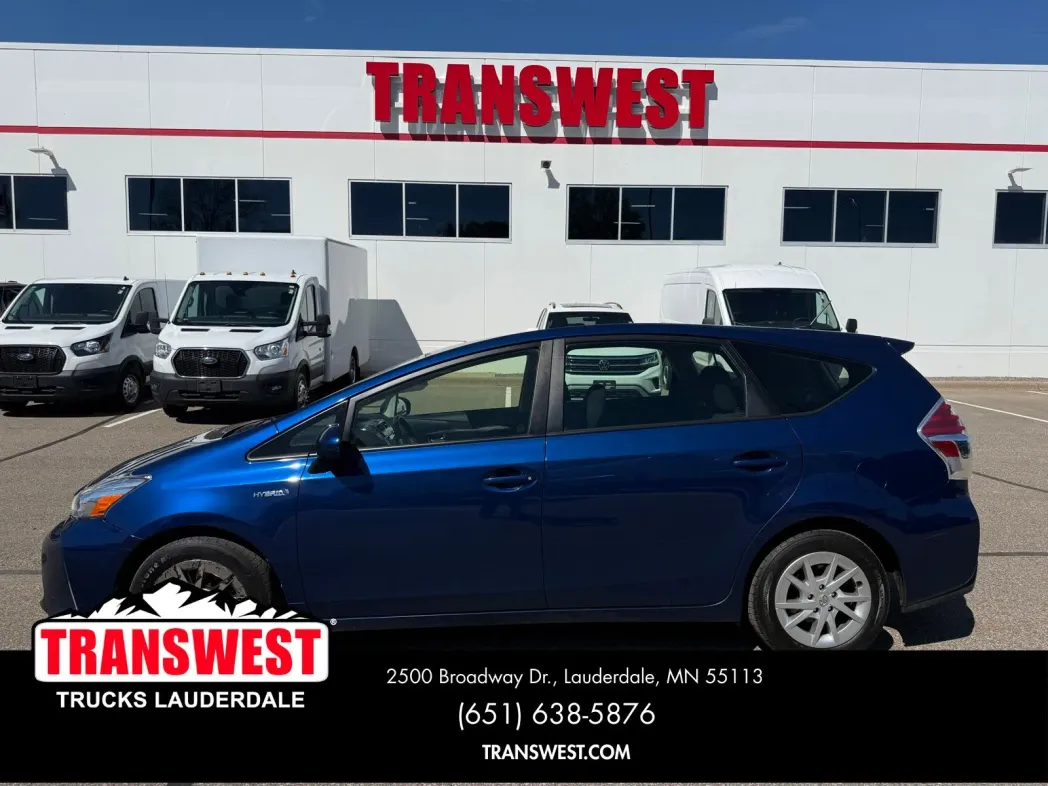 2015 Toyota Prius v Three 