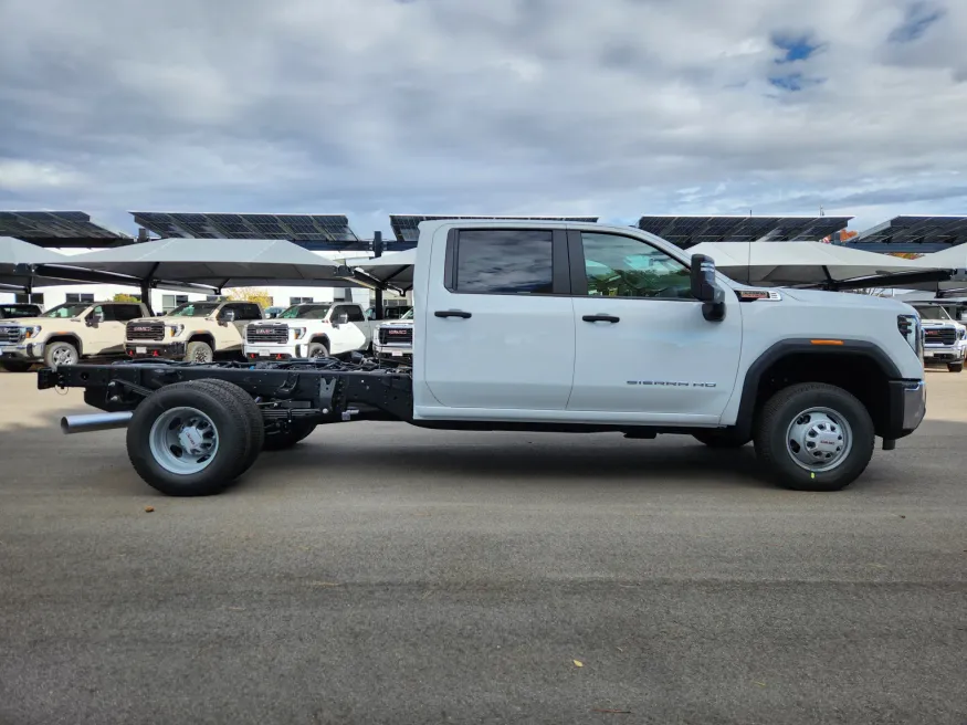 2026 GMC Sierra 3500HD CC Pro | Photo 1 of 28
