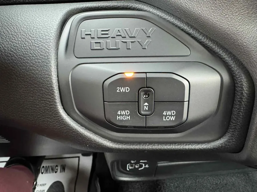 2025 RAM 3500 Big Horn | Photo 16 of 20