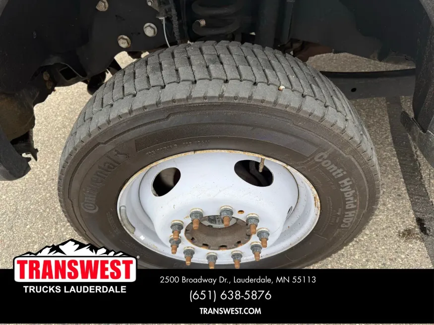 2021 Ford Super Duty F-450 XL | Photo 16 of 19