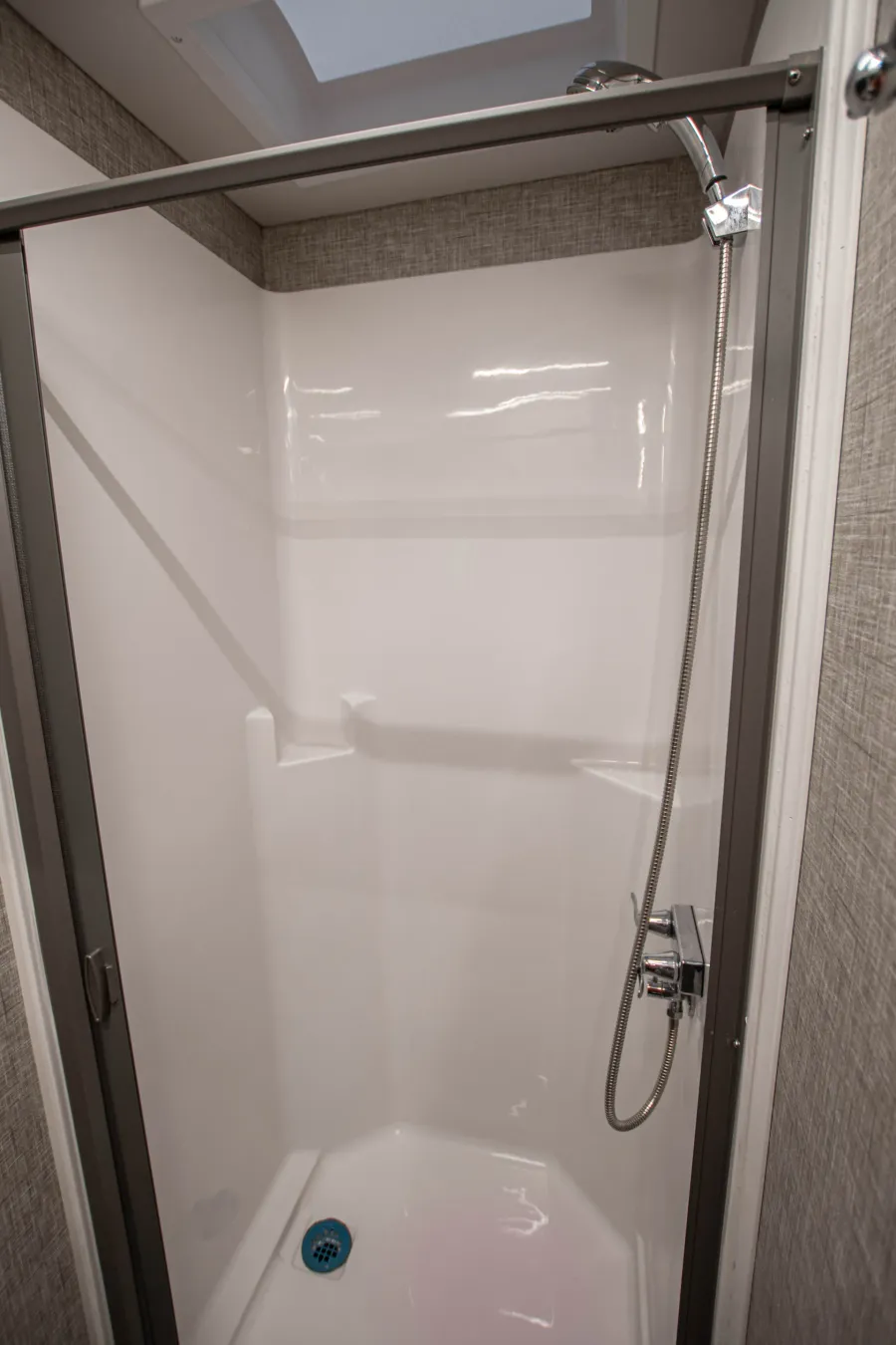 2026 Tiffin Wayfarer 25XPW | Photo 13 of 12