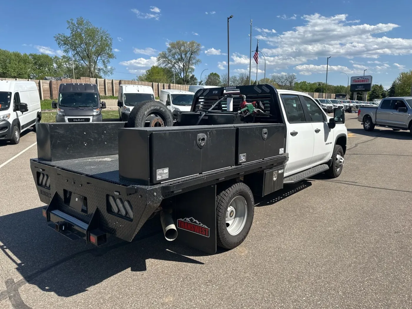 2023 Chevrolet Silverado 3500HD Work Truck | Photo 3 of 15