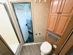 2009 Bison Stratus 3HGNLQ | Thumbnail Photo 11 of 24