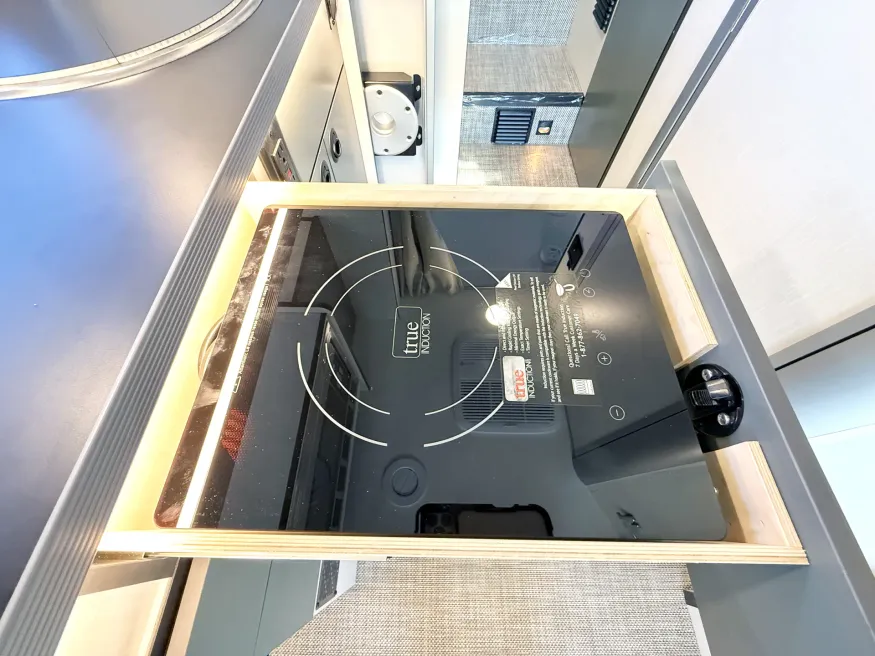 2026 Winnebago EKKO 23B | Photo 10 of 23