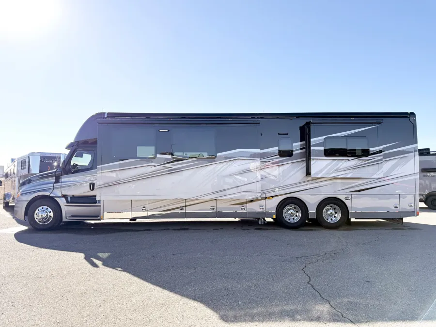 2026 Renegade XL 45 DBM | Photo 21 of 31