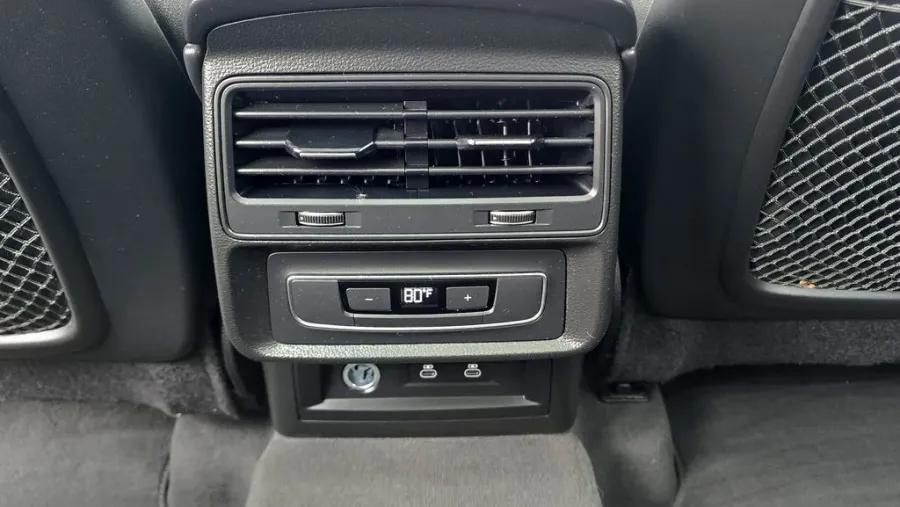 2023 Audi Q7 | Photo 32 of 34