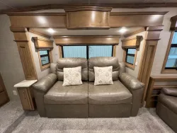 2019 DRV Mobile Suites 44 Nashville | Thumbnail Photo 10 of 26