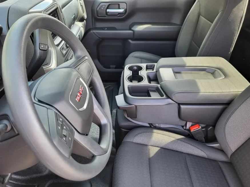 2026 GMC Sierra 1500 Pro | Photo 11 of 22