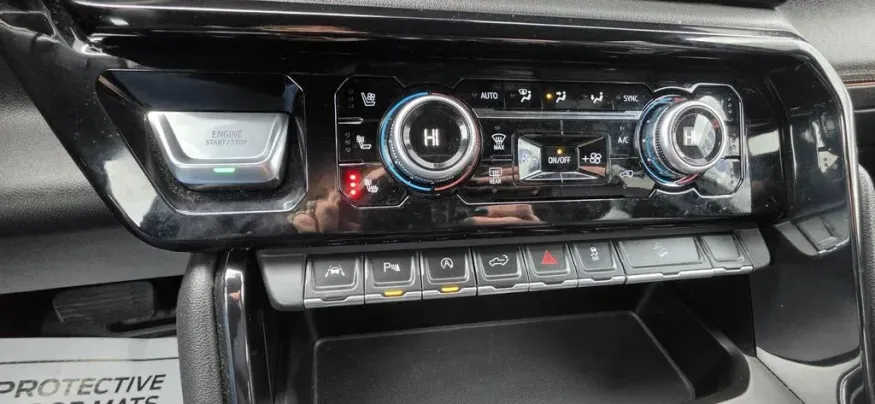 2024 GMC Sierra 1500 | Photo 23 of 32