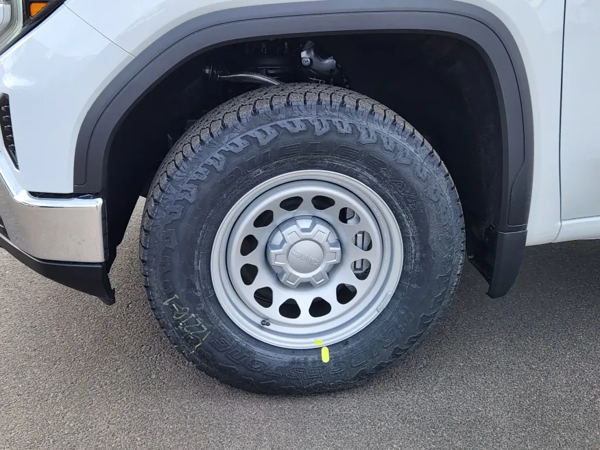 2026 GMC Sierra 1500 Pro | Photo 6 of 23